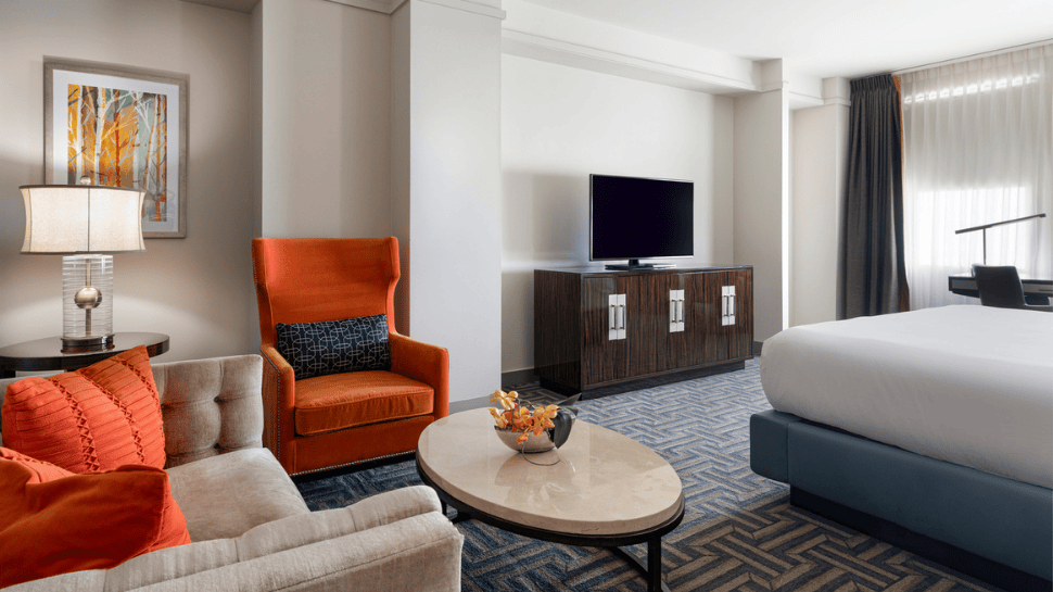 Deluxe King Hotel Rooms in Oklahoma City – Colcord Hotel